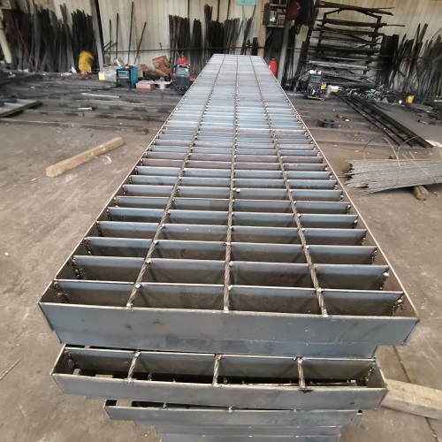 地溝排水溝鋼格板鋼格柵蓋板：讓你的工程順利進(jìn)行