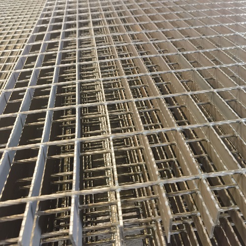 平臺(tái)走道馬道鋼格柵鋼格板多少錢(qián)一平方