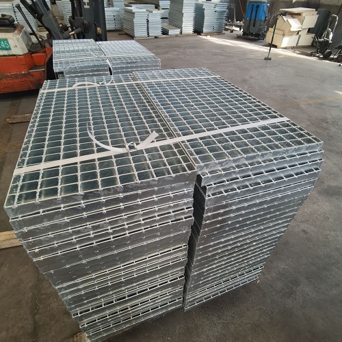 案例解析：某高鐵項目如何通過定制鋼格板節(jié)省30%成本？