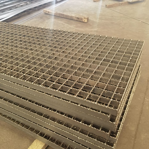 鋼格柵選購避坑指南：老采購都在藏的 5 個關(guān)鍵細(xì)節(jié)