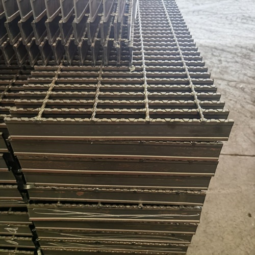 別再亂買了，鋼格柵板選型全攻略來了